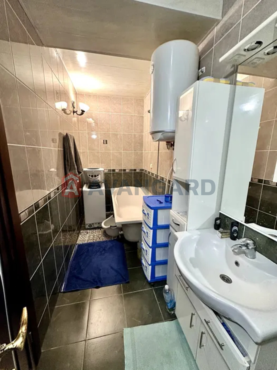 1 ��. ��������, 93/-/30 ��. �., 9/11 ������ ���� 19