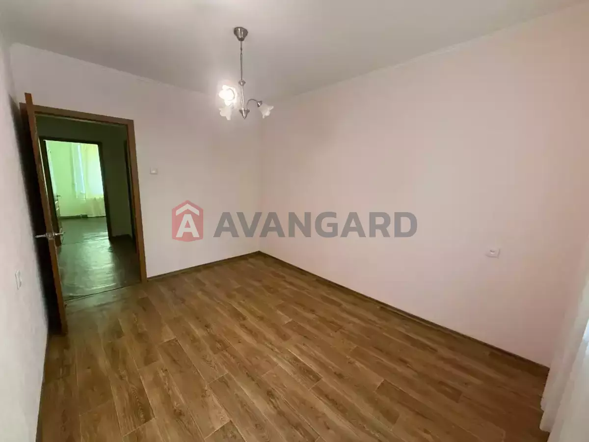 3 ����. ��������, 67/-/8 ��. �., 1/9 ���� ���� 11