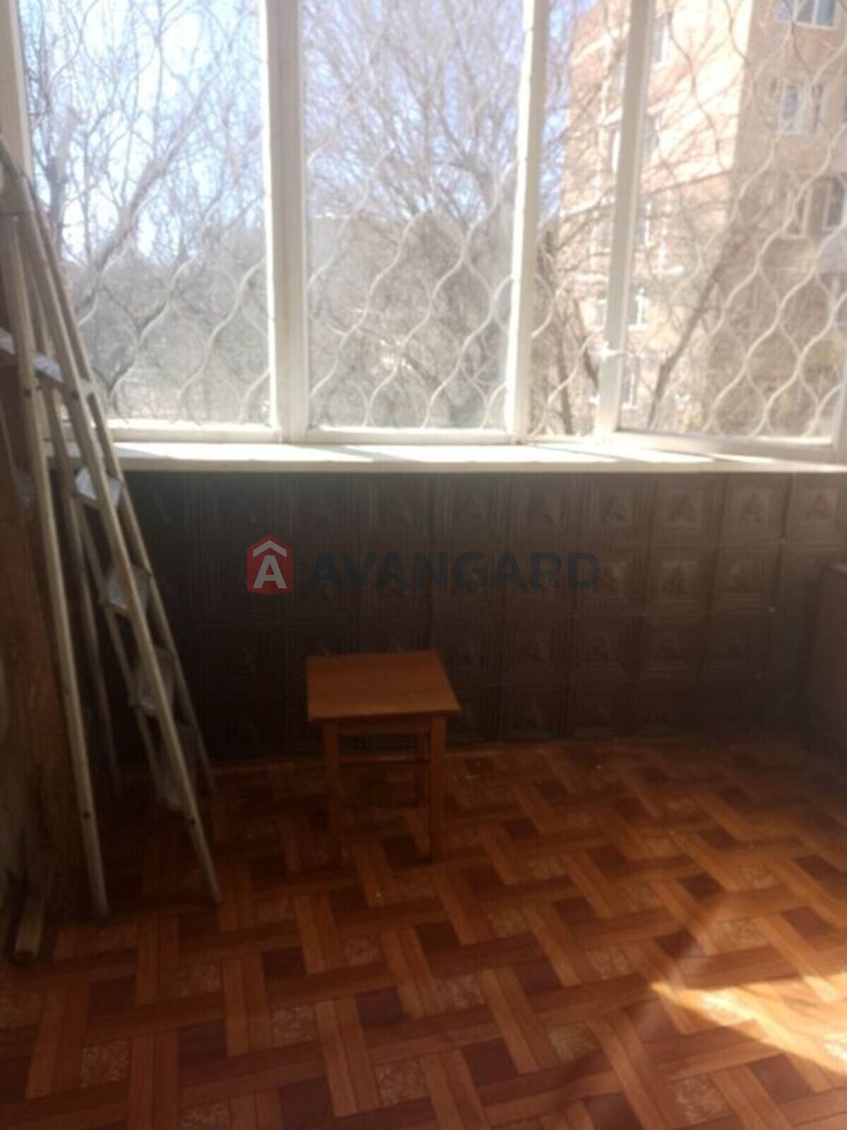 3 ��. ��������, 65/-/7 ��. �., 2/9 ������ ���� 6