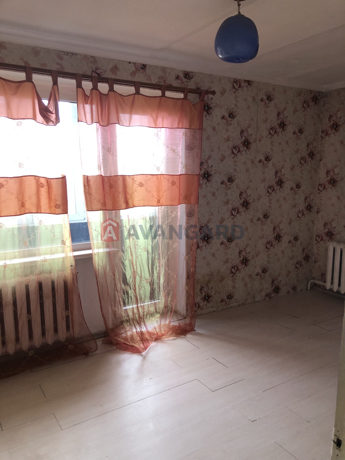 2 ����. ��������, 42/-/6.5 ��. �., 5/5 ���� ���� 5