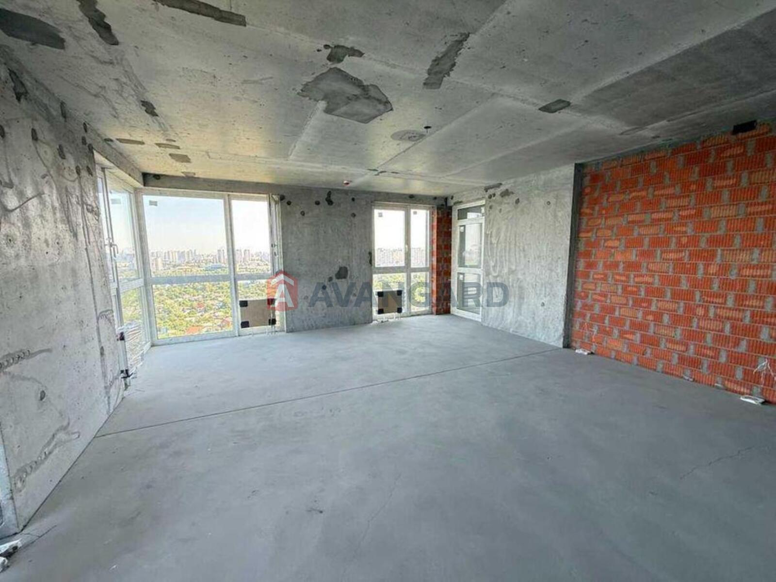 3 ��. ��������, 124/-/52 ��. �., 20/25 ������ ���� 6