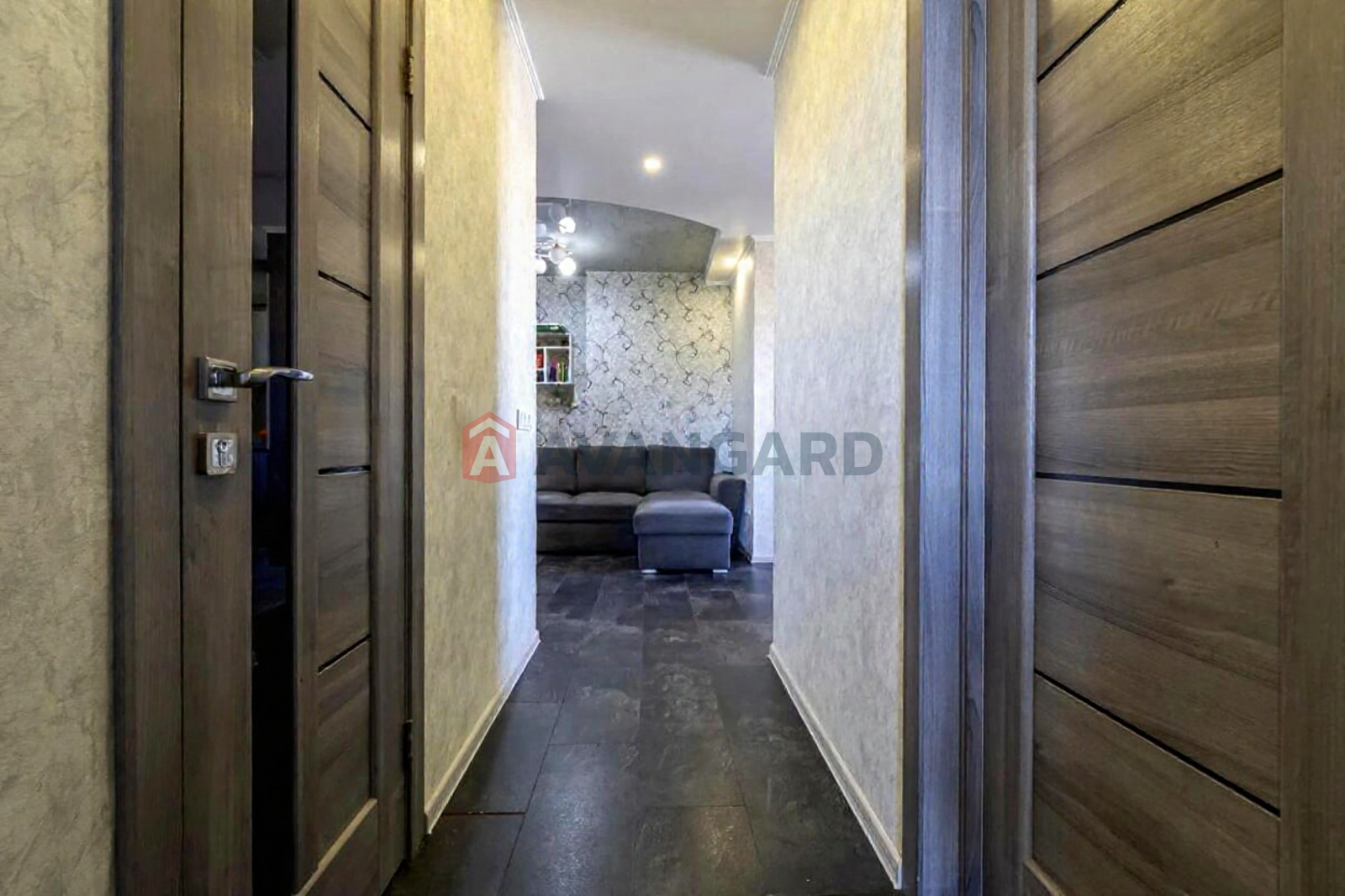 2 ��. ��������, 75/31/11 ��. �., 14/34 ������ ���� 6