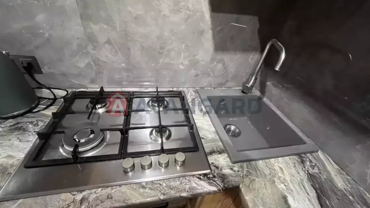 1 ��. ��������, 36/19/4 ��. �., 3/5 ������ ���� 21