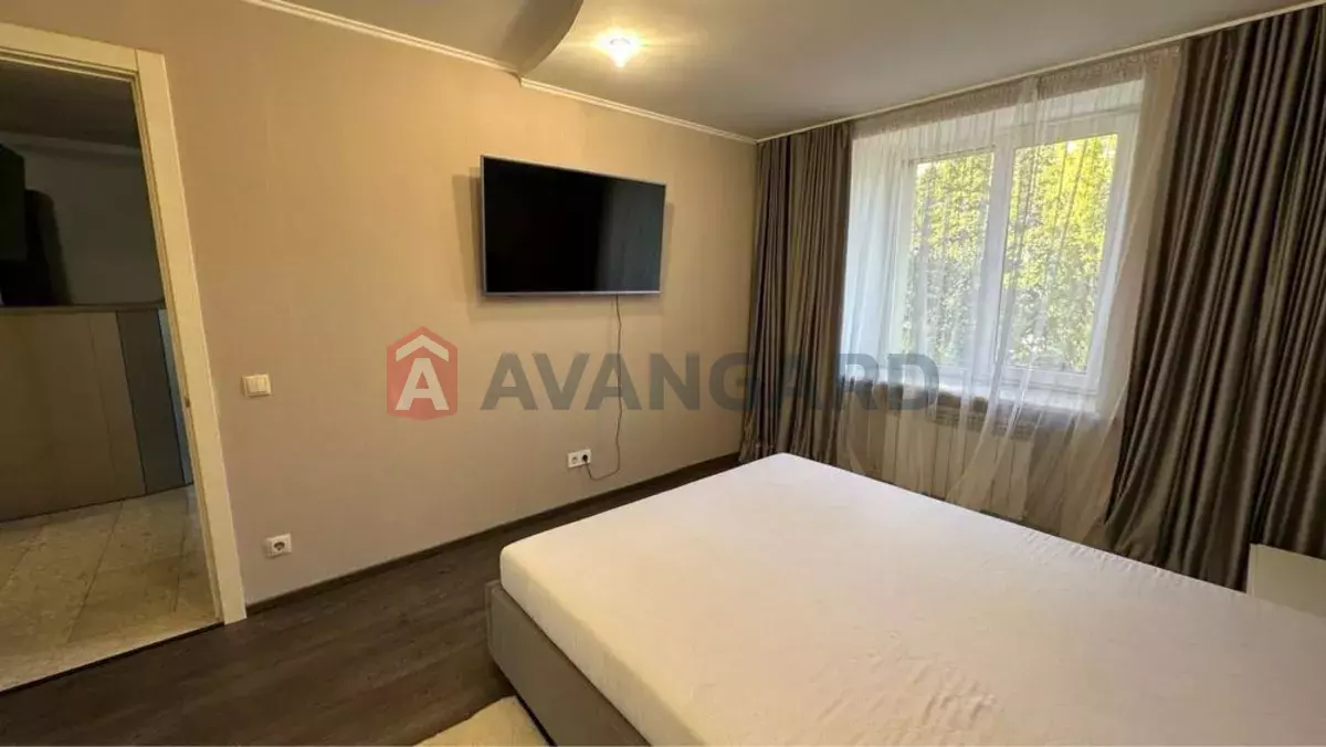 3 ��. ��������, 78/-/23 ��. �., 3/9 ������ ���� 6