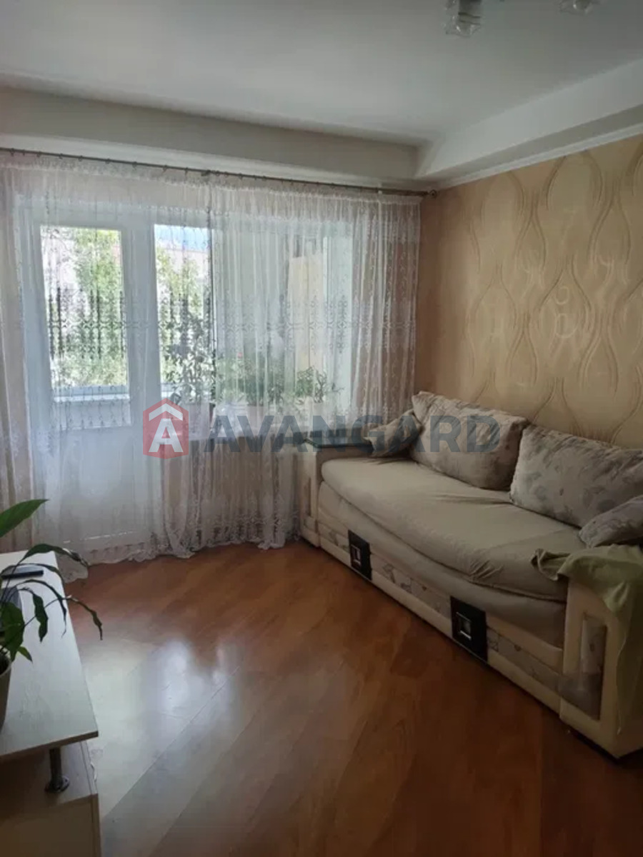 2 ��. ��������, 44/-/6 ��. �., 3/5 ������ ���� 13