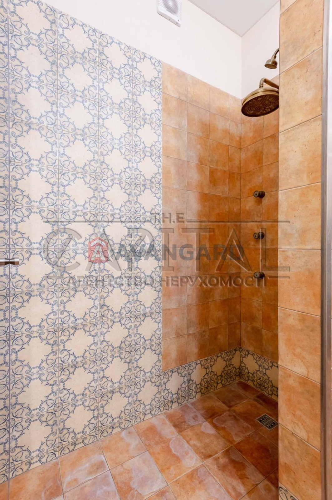 4 ��. ��������, 160/80/40 ��. �., 8/25 ������ ���� 25