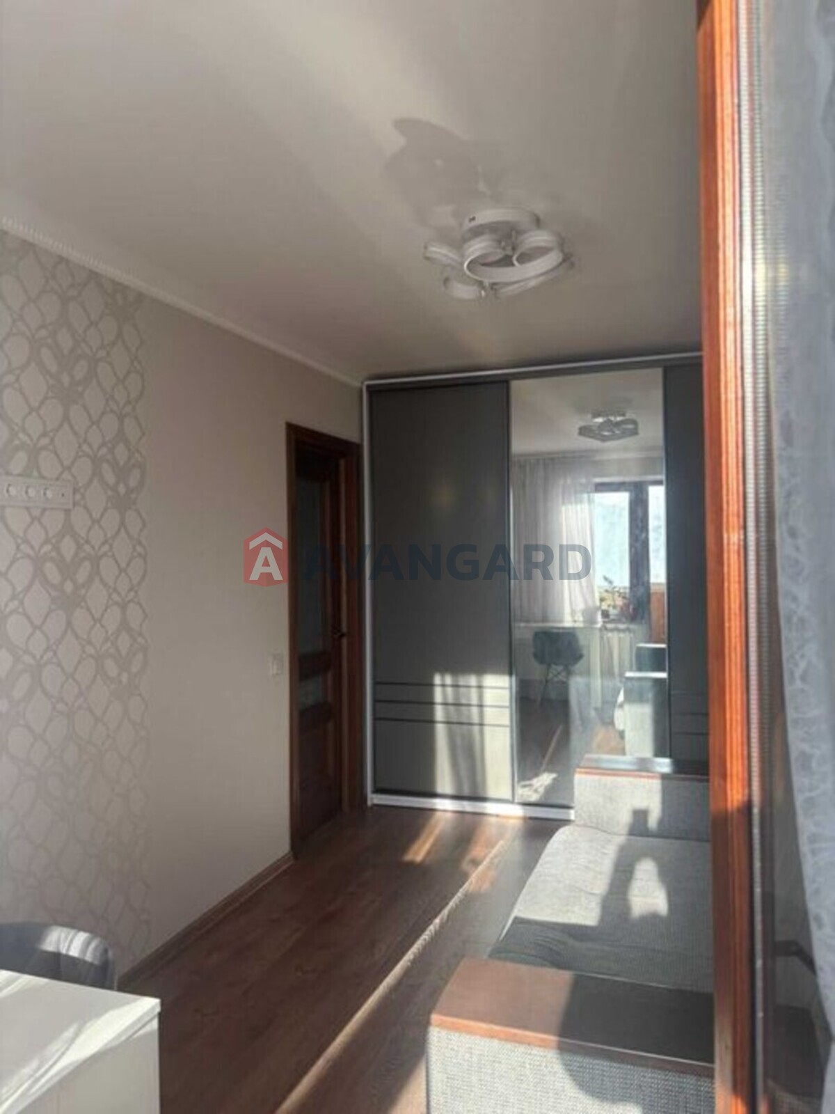 2 ��. ��������, 47/-/10 ��. �., 2/9 ������ ���� 9