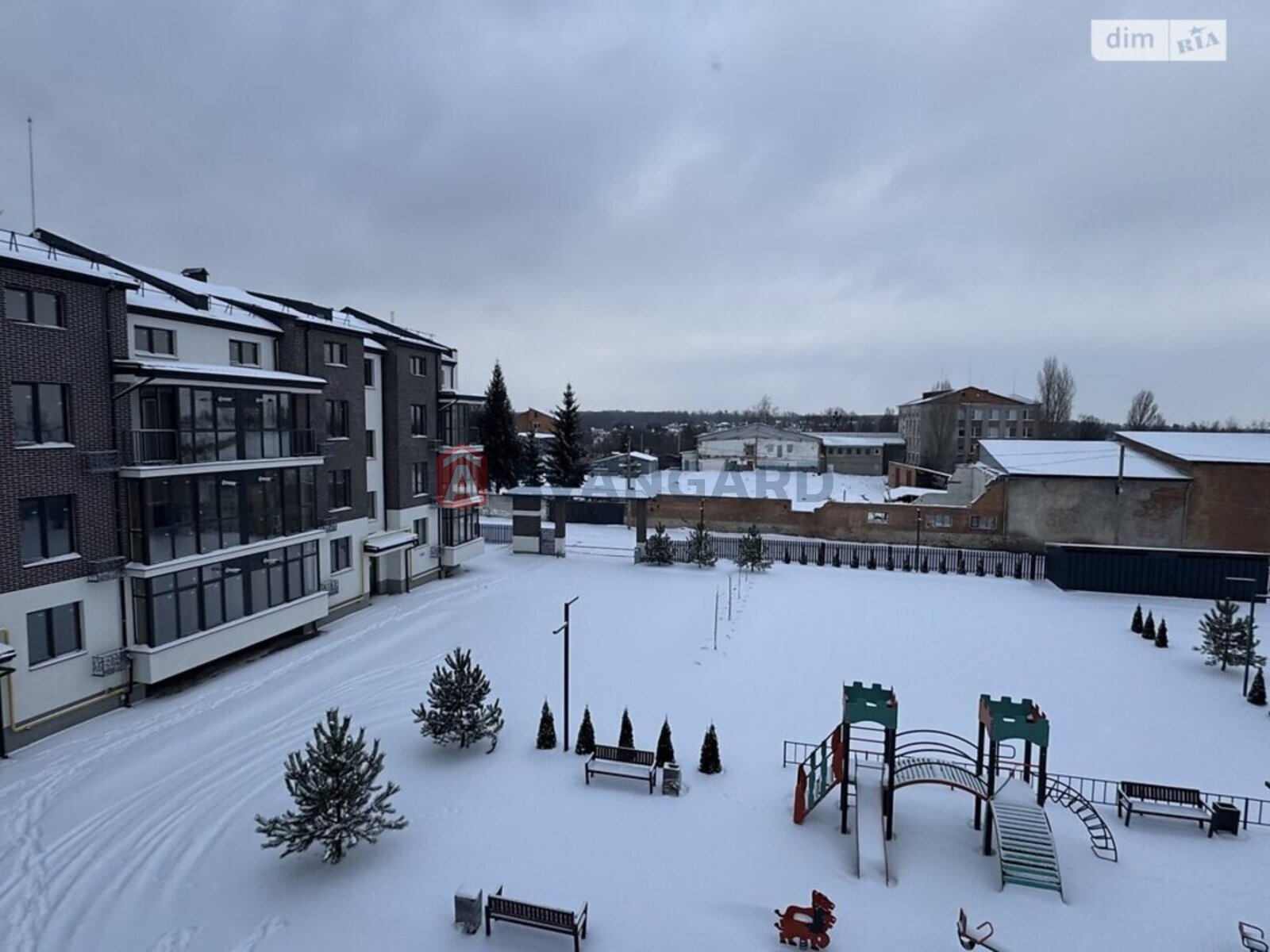 2 ��. ��������, 79/-/- ��. �., 3/3 ������ ���� 3