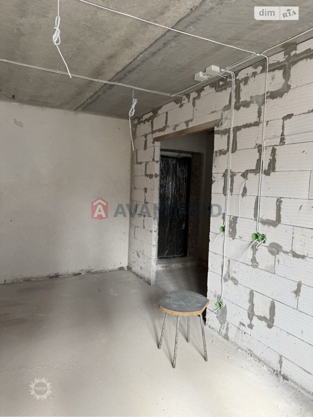 1 ��. ��������, 40/-/11 ��. �., 7/10 ������ ���� 13