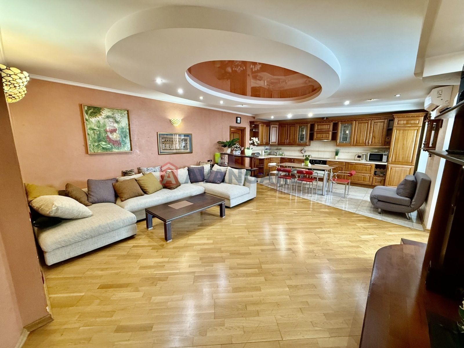 4 ��. ��������, 152/125/20 ��. �., 3/10 ������ ���� 15