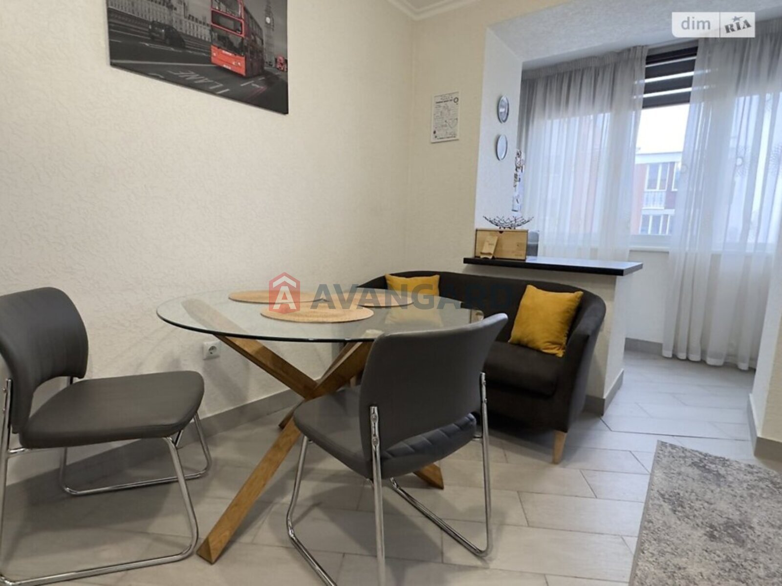 4 ��. ��������, 147/70/14 ��. �., 9/9 ������ ���� 4