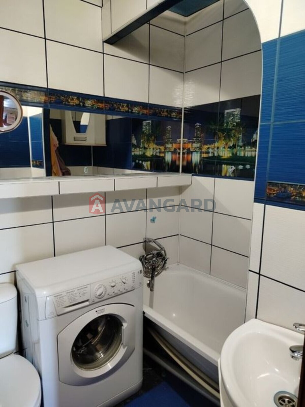 1 ��. ��������, 32/-/6 ��. �., 4/4 ������ ���� 8