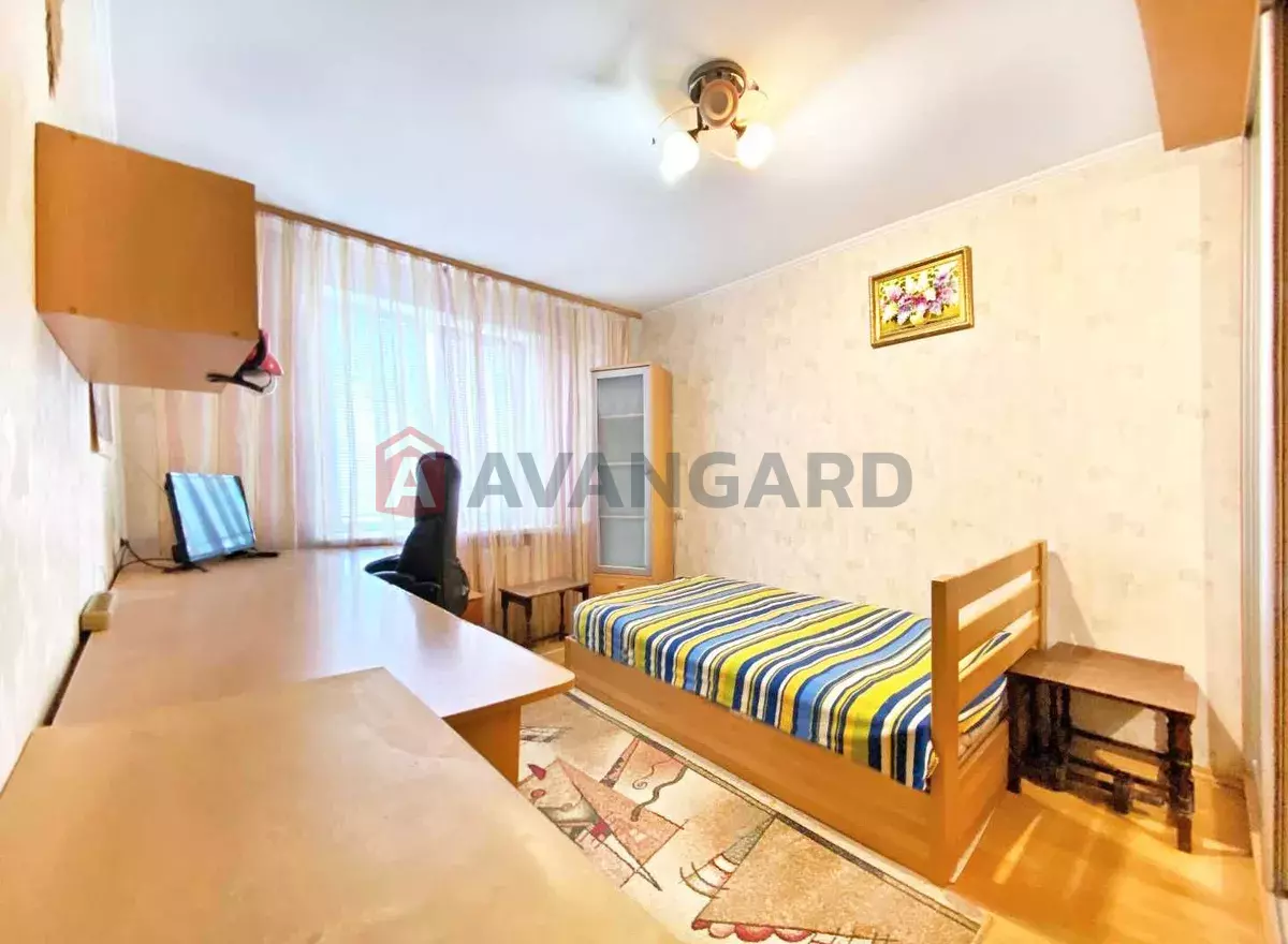 3 . , 66/-/8 . ., 8/9   9