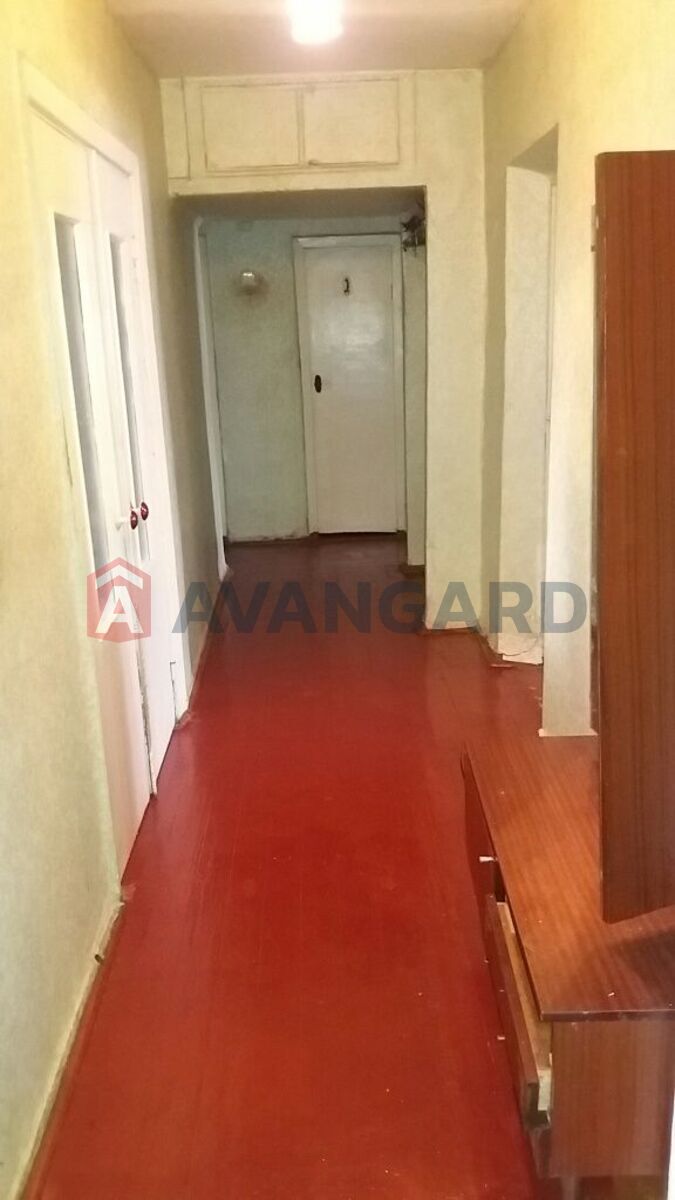 4 . , 82/51/8 . ., 8/9   8