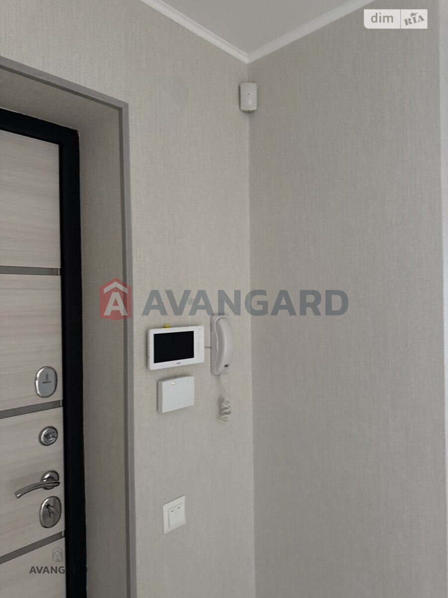 2 ����. ��������, 64/35/9 ��. �., 6/11 ���� ���� 9