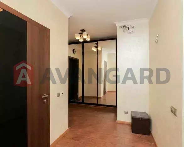 2 ����. ��������, 58/-/12 ��. �., 20/24 ���� ���� 9