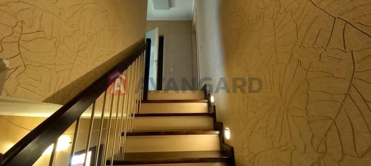 4 ��. ��������, 120/-/10 ��. �., 3/4 ������ ���� 6