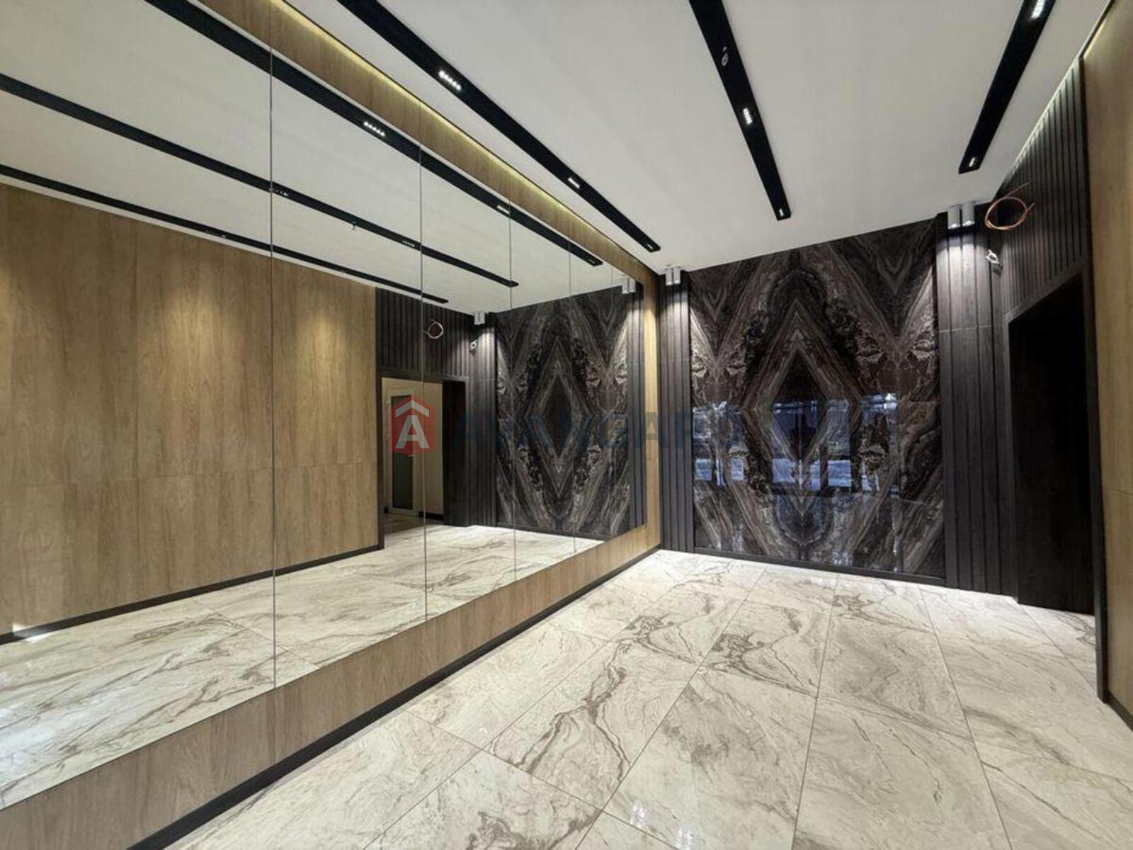 1 ��. ��������, 35/-/12 ��. �., 5/14 ������ ���� 9