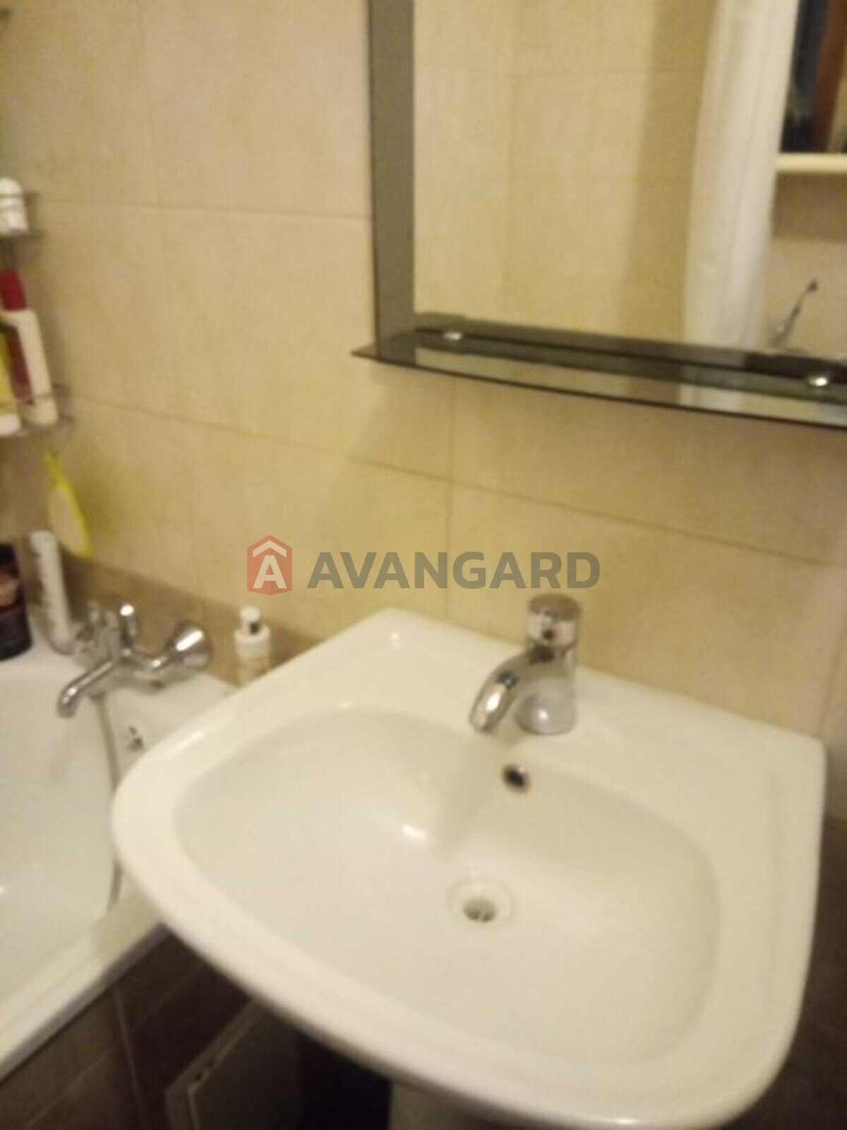 1 ��. ��������, 40/-/8 ��. �., 9/9 ������ ���� 5