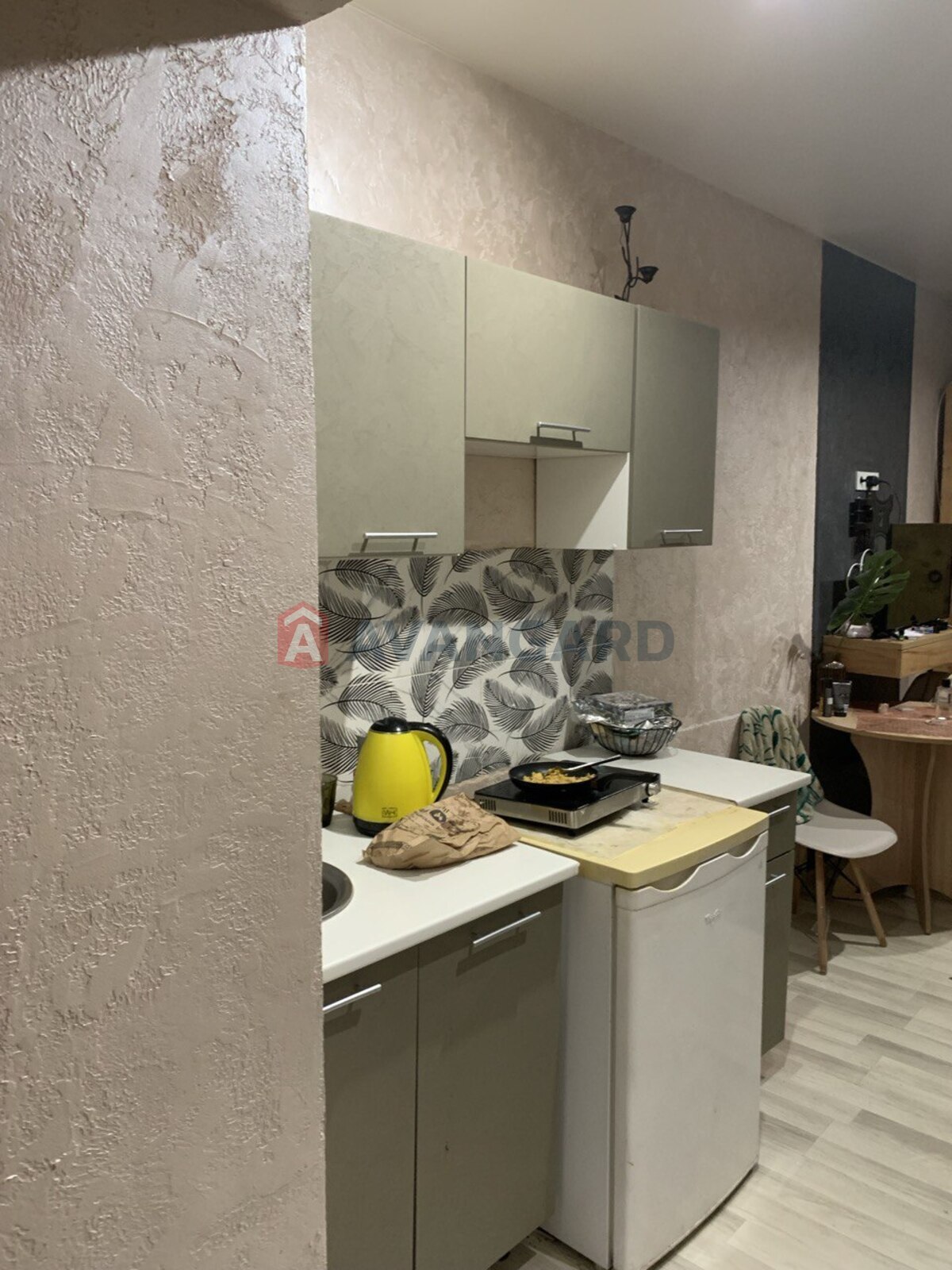 1 ��. ��������, 18/-/- ��. �., 1/2 ������ ���� 4