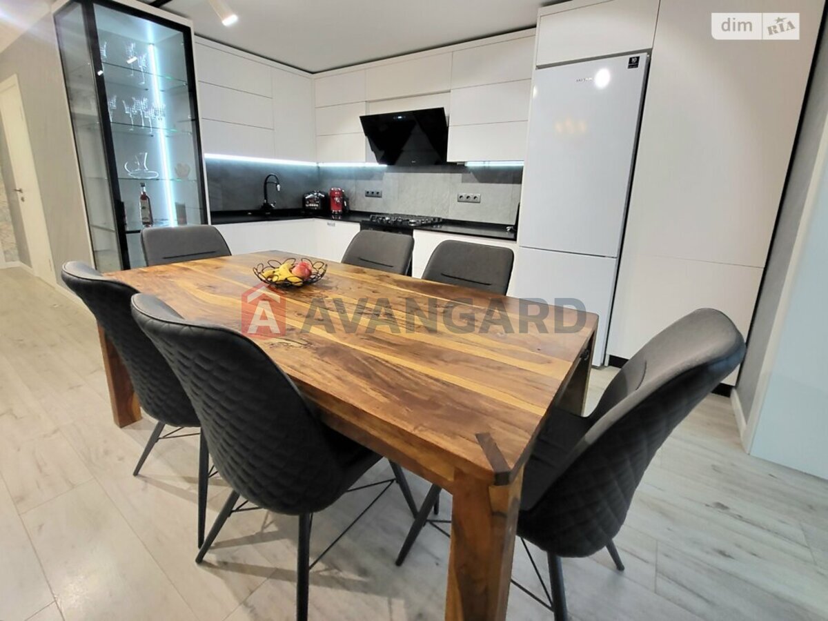 3 ����. ��������, 91/45/40 ��. �., 4/8 ���� ���� 9