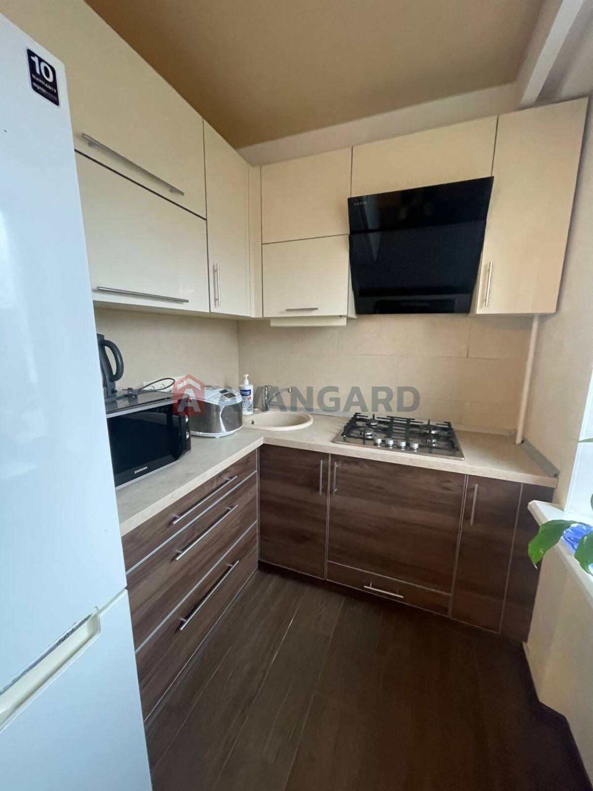 2 ��. ��������, 44/-/6 ��. �., 4/5 ������ ���� 2