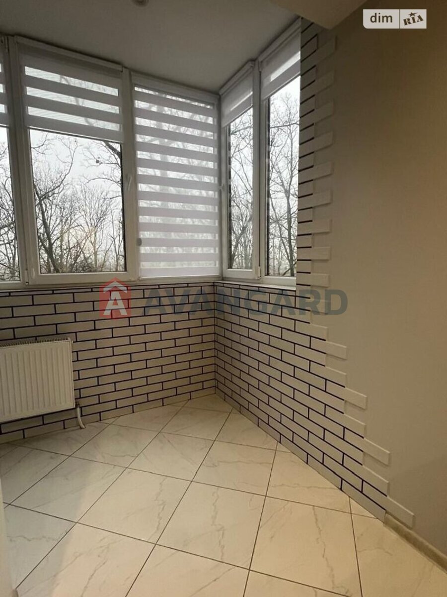 2 ��. ��������, 68/-/- ��. �., 5/5 ������ ���� 10