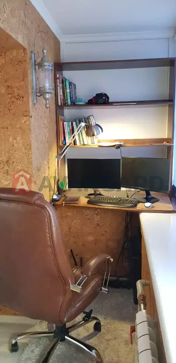 1 ��. ��������, 29/17/4 ��. �., 5/5 ������ ���� 8