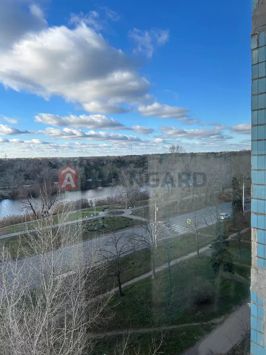 4 ��. ��������, 84/-/10 ��. �., 6/9 ������ ���� 3