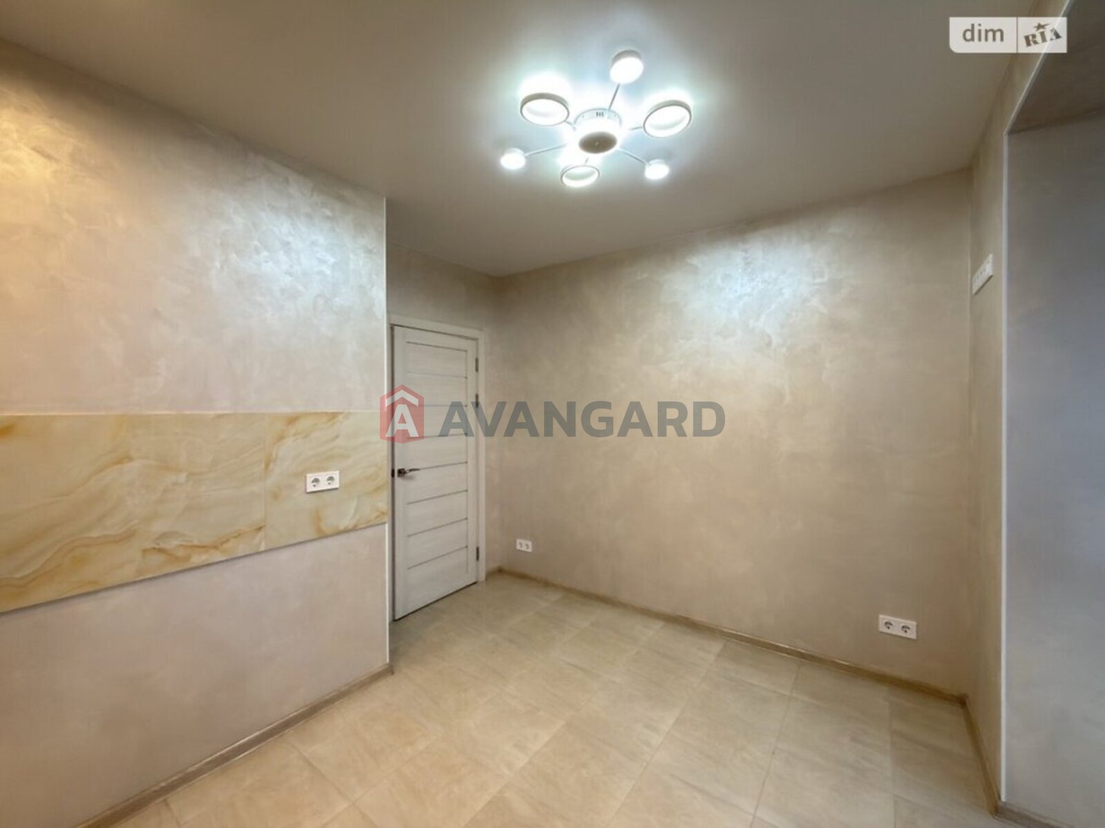 1 ����. ��������, 42/-/19 ��. �., 9/10 ���� ���� 6