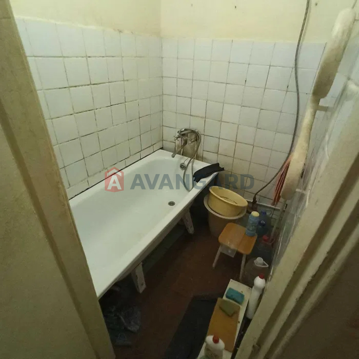 2 ��. ��������, 48/-/4 ��. �., 5/5 ������ ���� 3