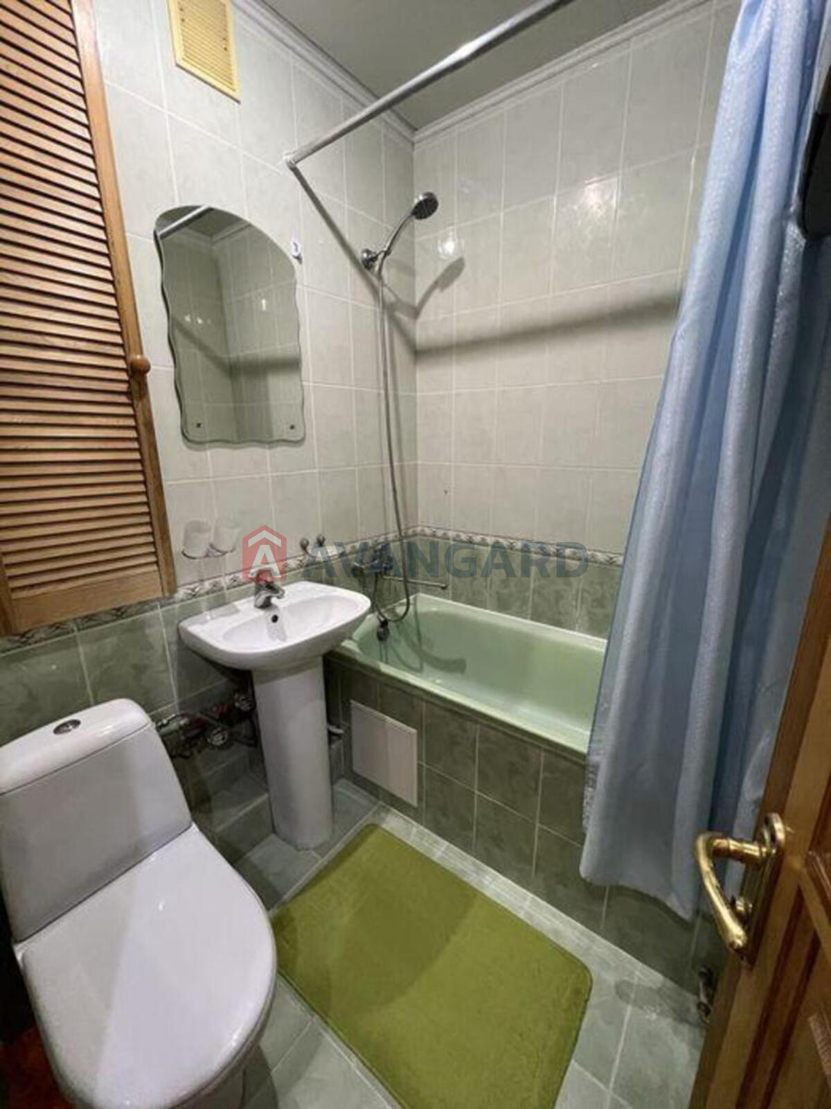 2 ��. ��������, 42/-/6 ��. �., 5/5 ������ ���� 5