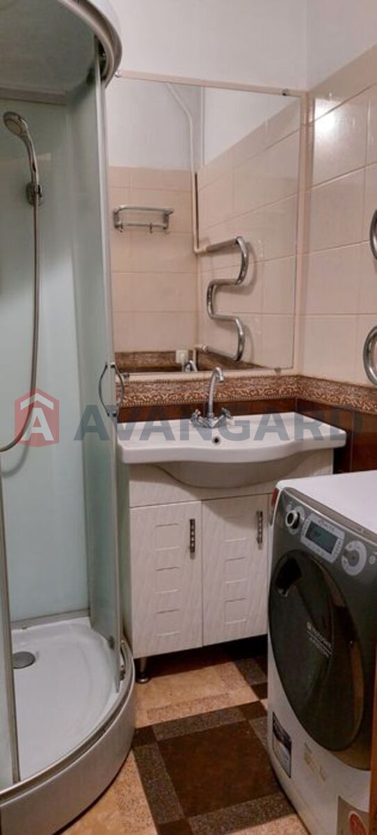 3 . , 71/40/8 . ., 3/3   7