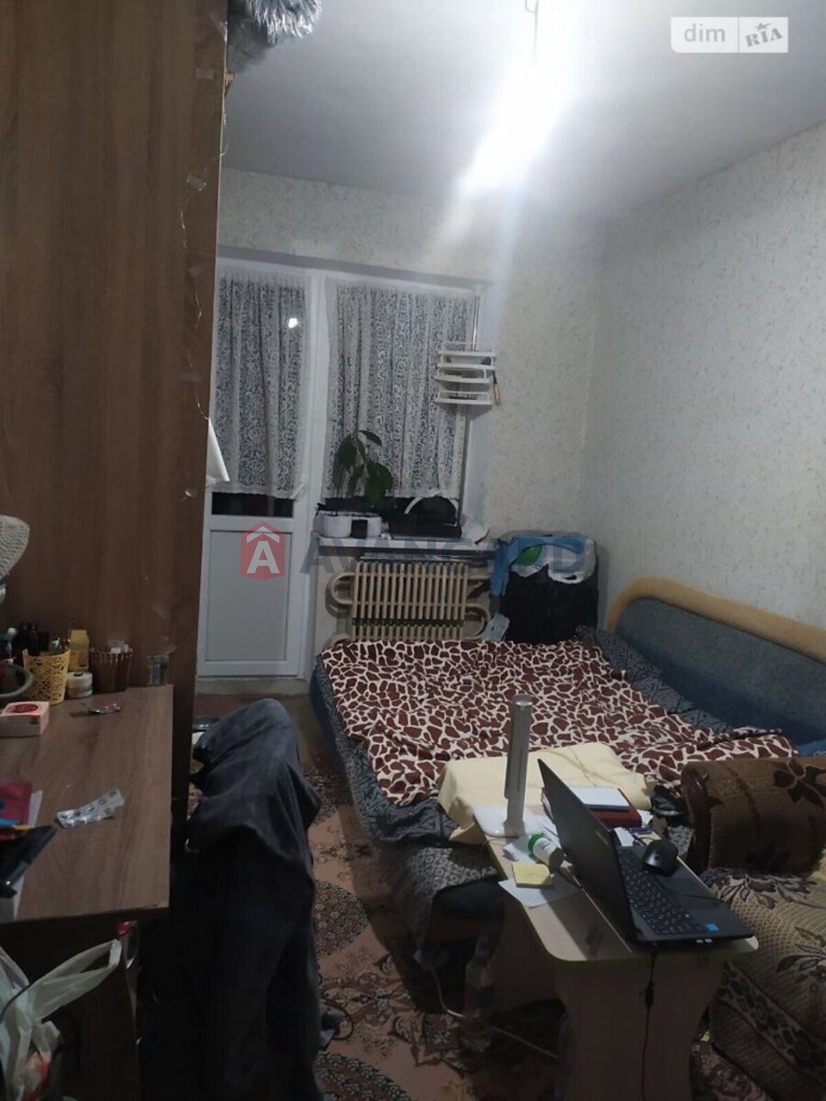 3 . , 64/49/8 . ., 9/9   10