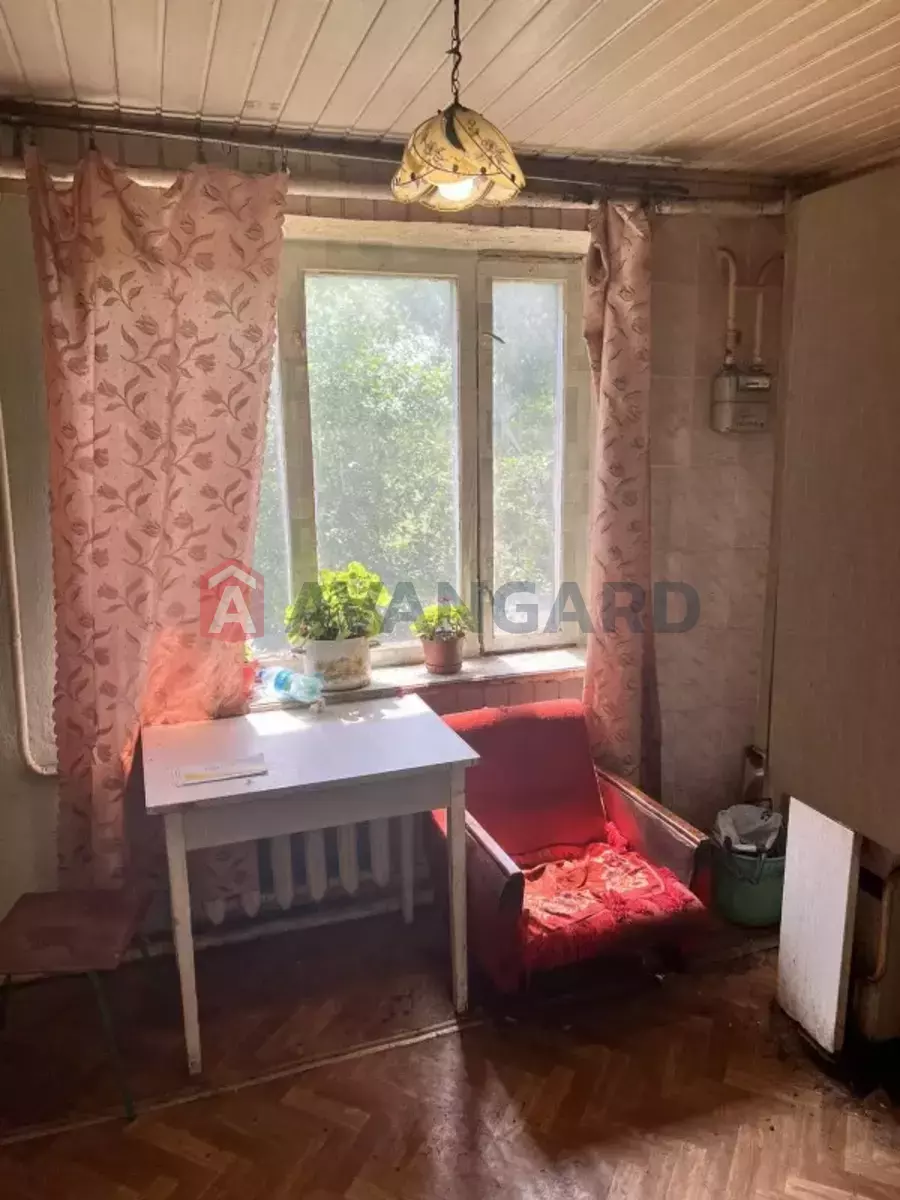 2 ����. ��������, 51/-/9 ��. �., 2/2 ���� ���� 18