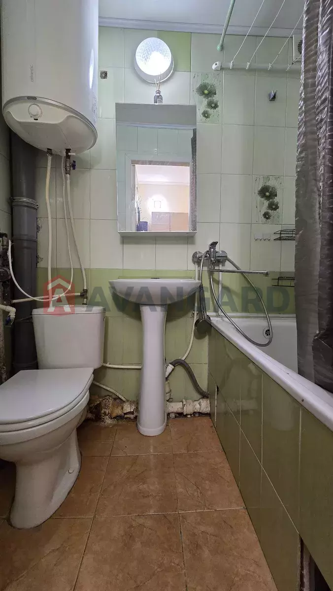 1 . , 17/-/3 . ., 6/9   6