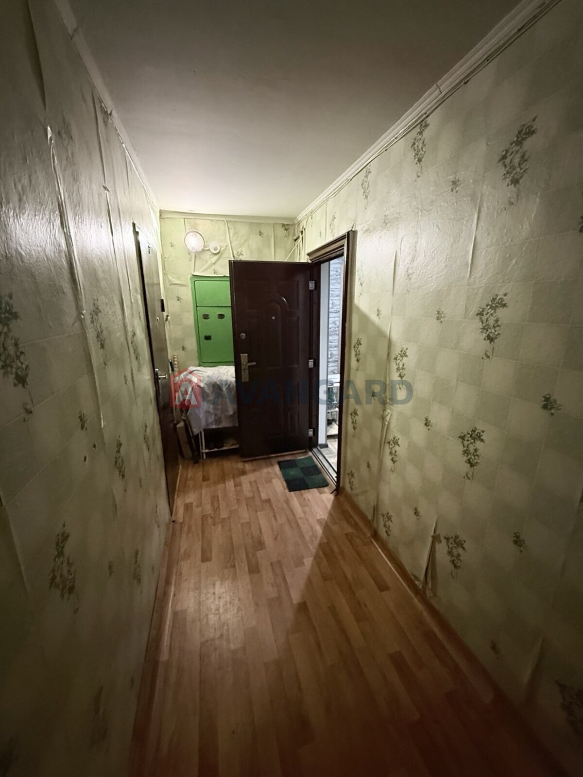 2 ��. ��������, 51/35/8 ��. �., 2/9 ������ ���� 5