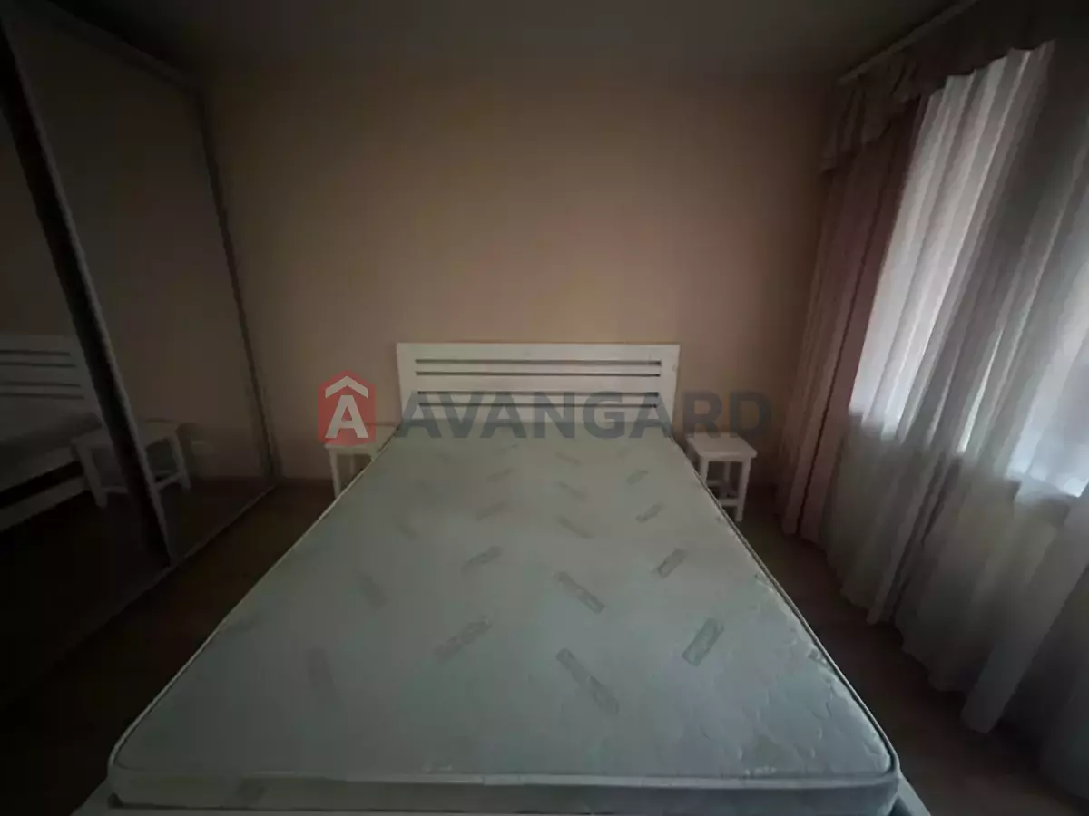 2 ����. ��������, 36/30/7 ��. �., 9/9 ���� ���� 10