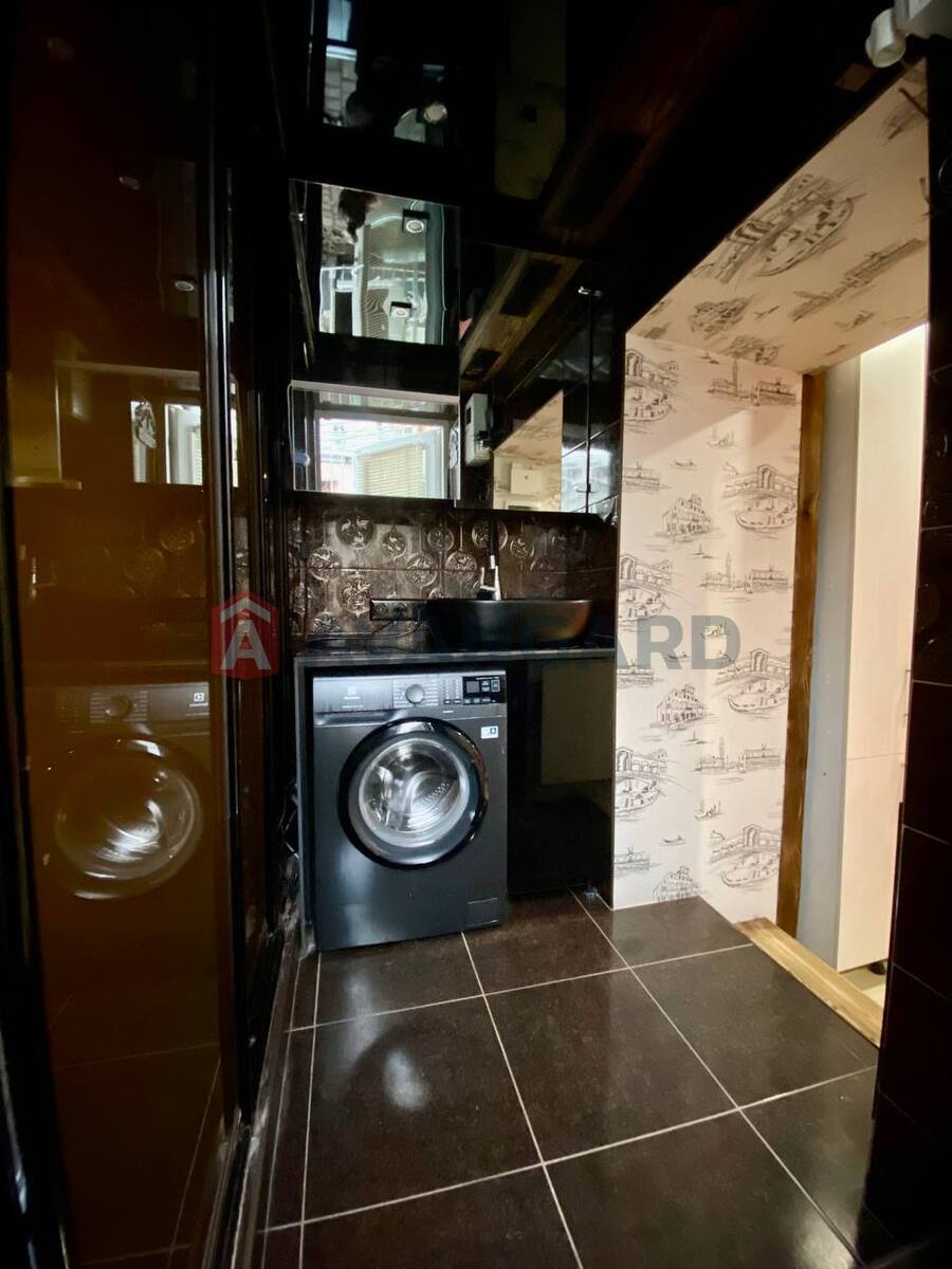 1 ��. ��������, 16/-/2 ��. �., 1/2 ������ ���� 6