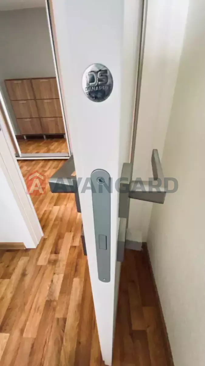 2 ��. ��������, 45/31/6 ��. �., 2/5 ������ ���� 6