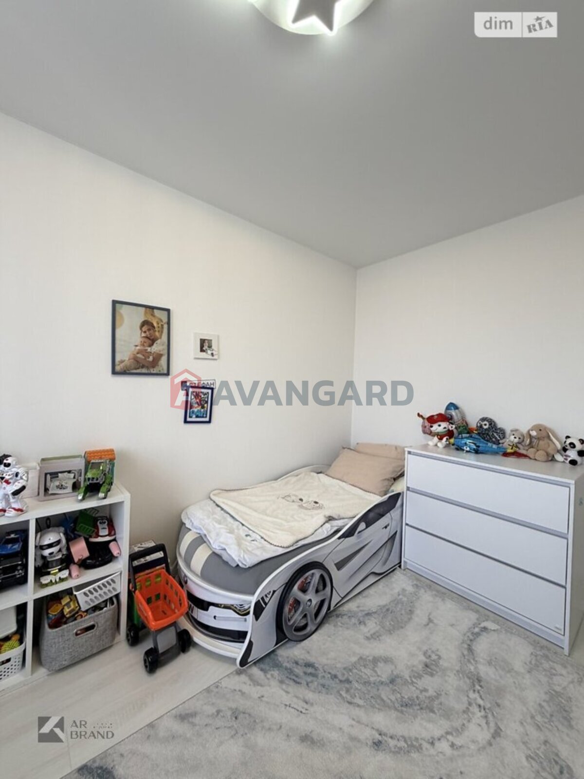 2 ��. ��������, 73/43/12 ��. �., 15/16 ������ ���� 18