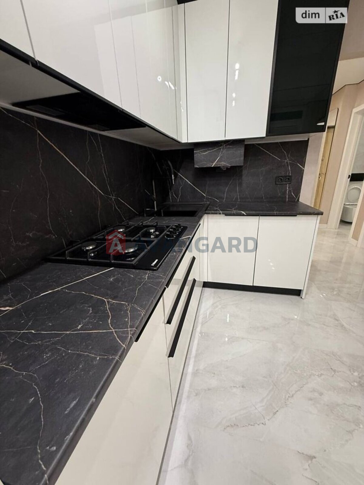 1 . , 44/-/- . ., 8/9   2