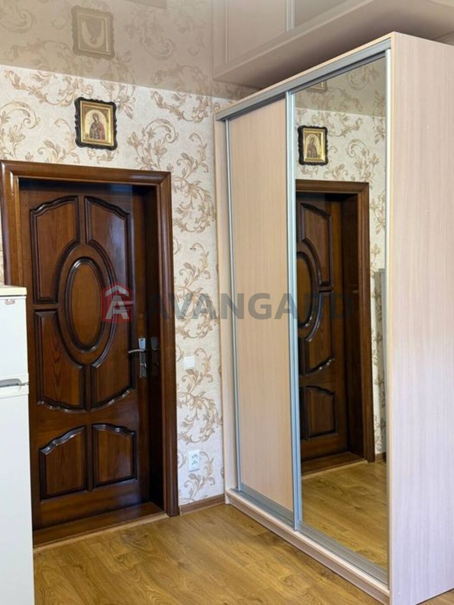 1 ��. ��������, 18/-/6 ��. �., 2/5 ������ ���� 4