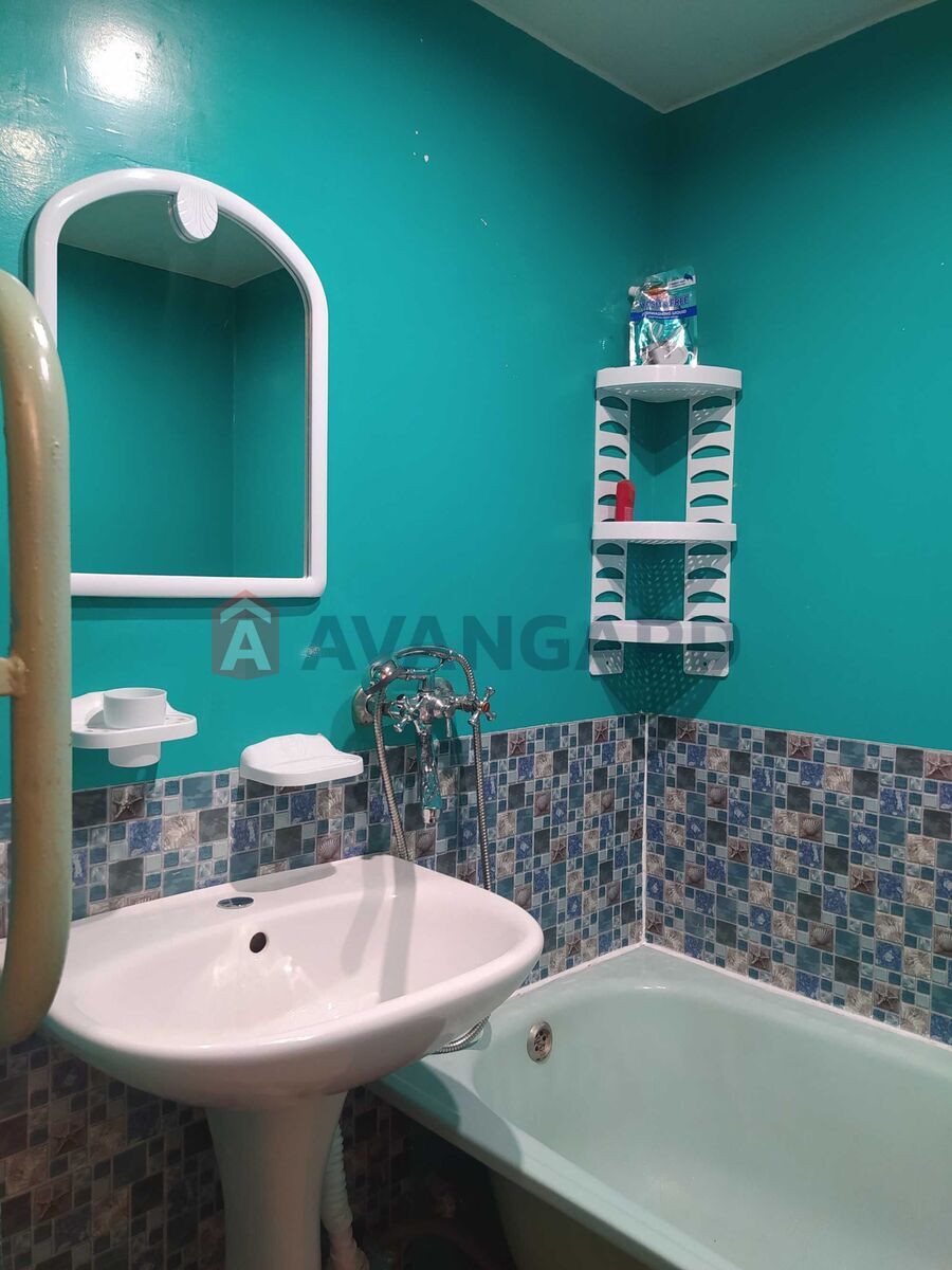 1 ��. ��������, 35/27/7 ��. �., 10/10 ������ ���� 3