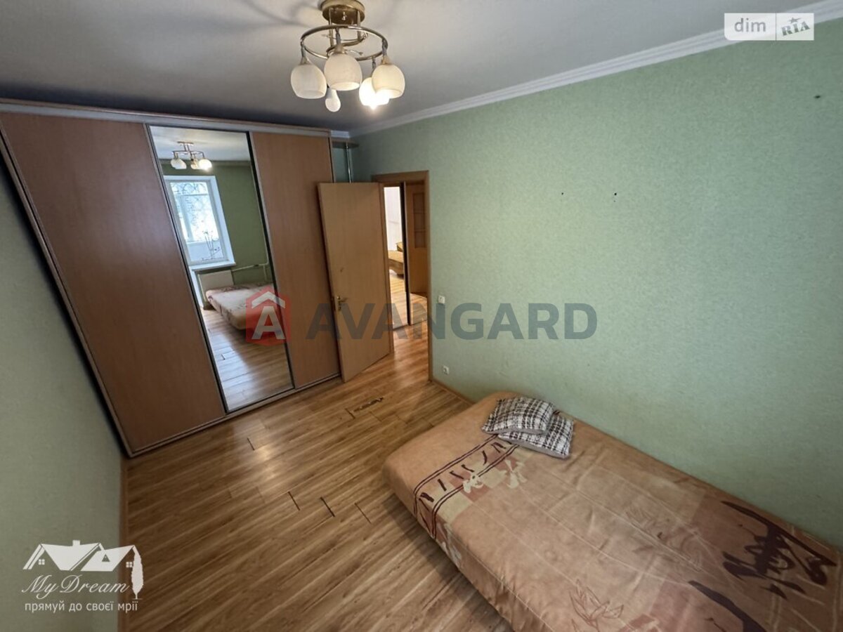 2 ��. ��������, 49/27/7 ��. �., 1/9 ������ ���� 10