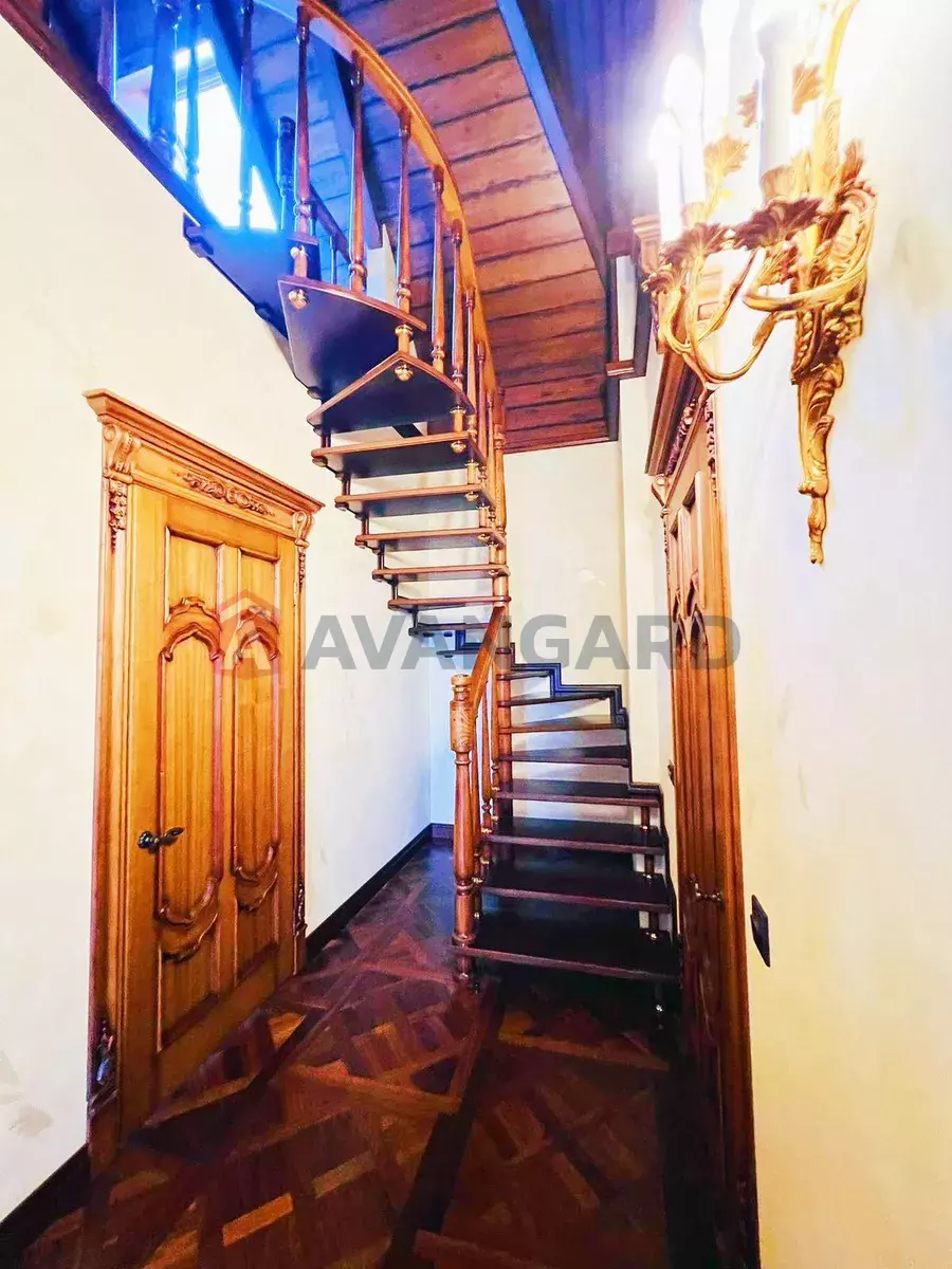 4 ��. ��������, 300/-/25 ��. �., 7/7 ������ ���� 24