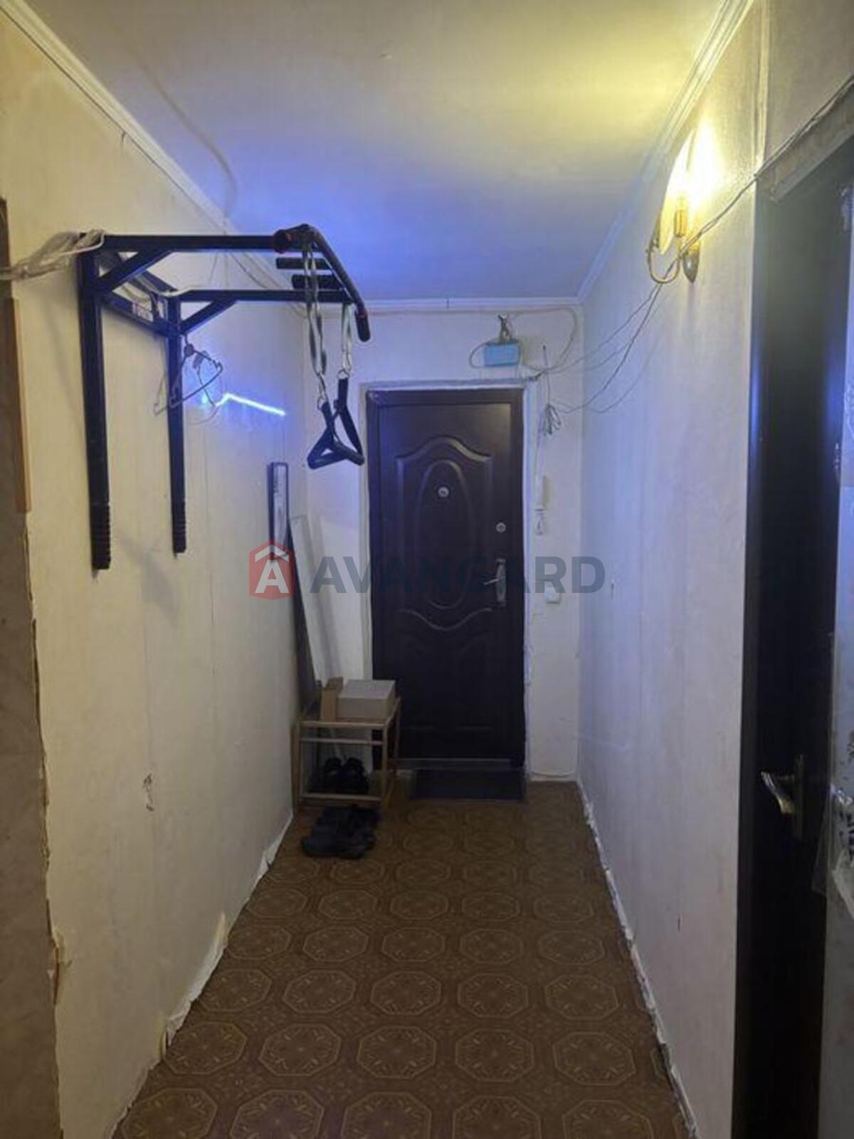 3 ��. ��������, 68/-/9 ��. �., 16/16 ������ ���� 6