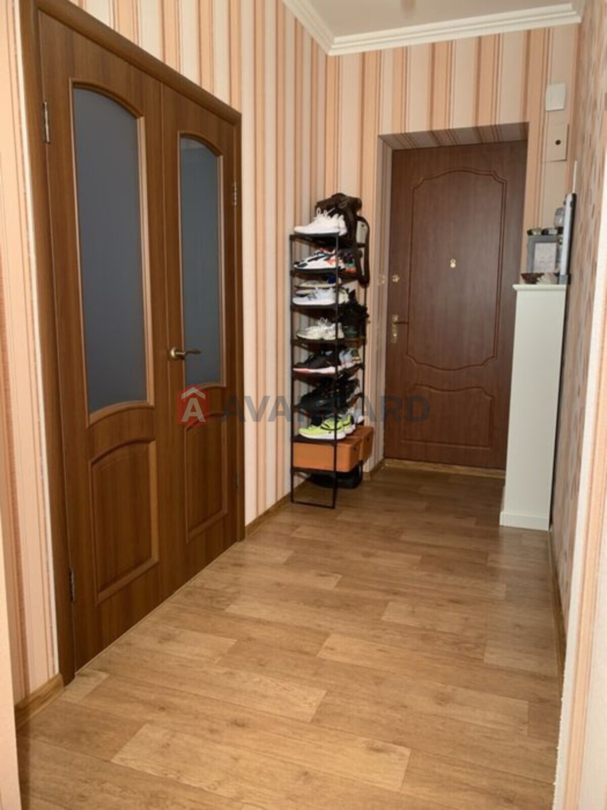 2 ����. ��������, 52/-/7 ��. �., 4/4 ���� ���� 5