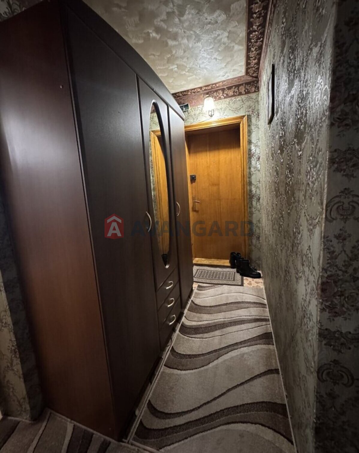 1 ��. ��������, 30/14/6 ��. �., 3/5 ������ ���� 6