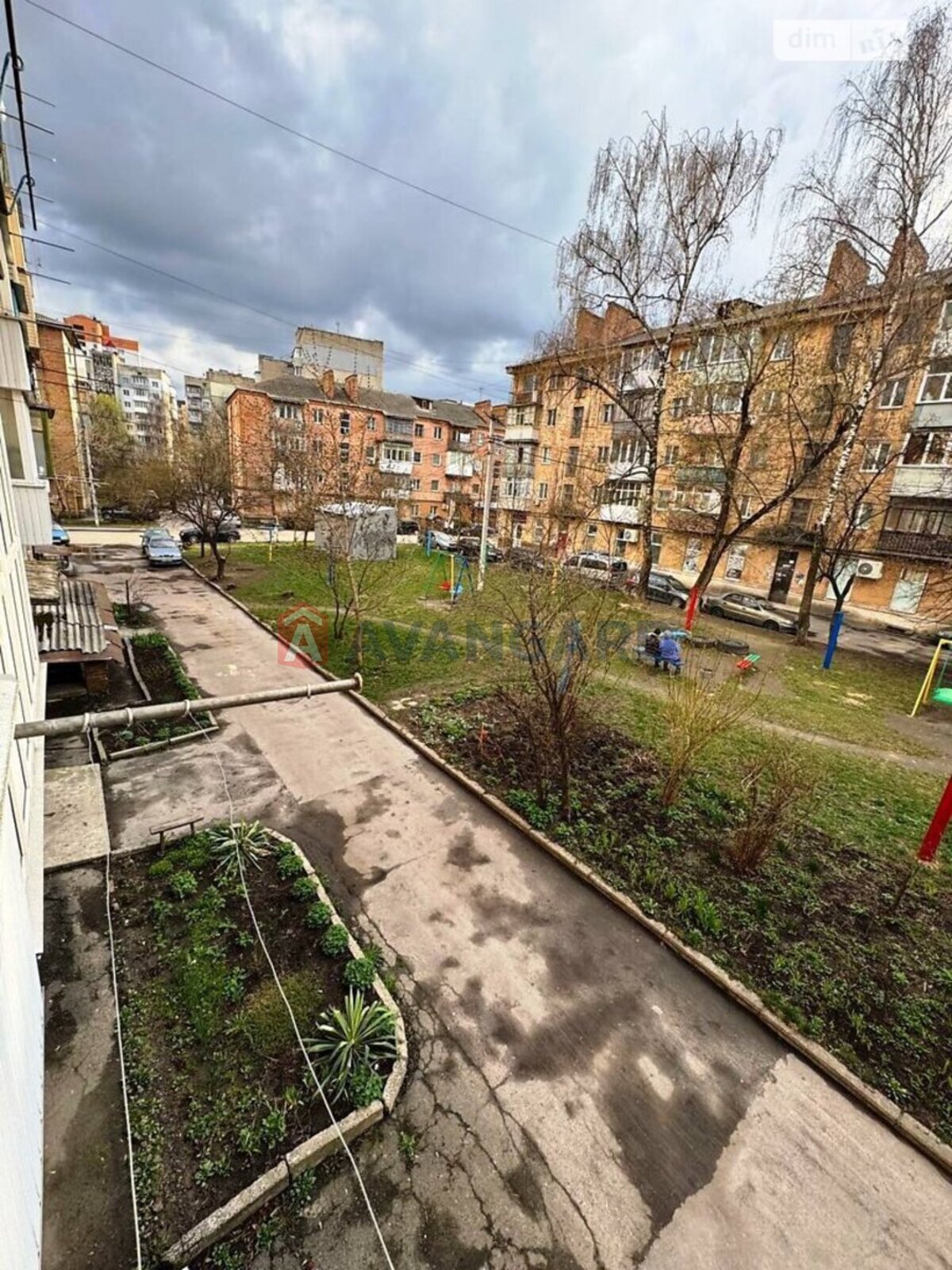 2 ����. ��������, 43/27/7 ��. �., 2/5 ���� ���� 9